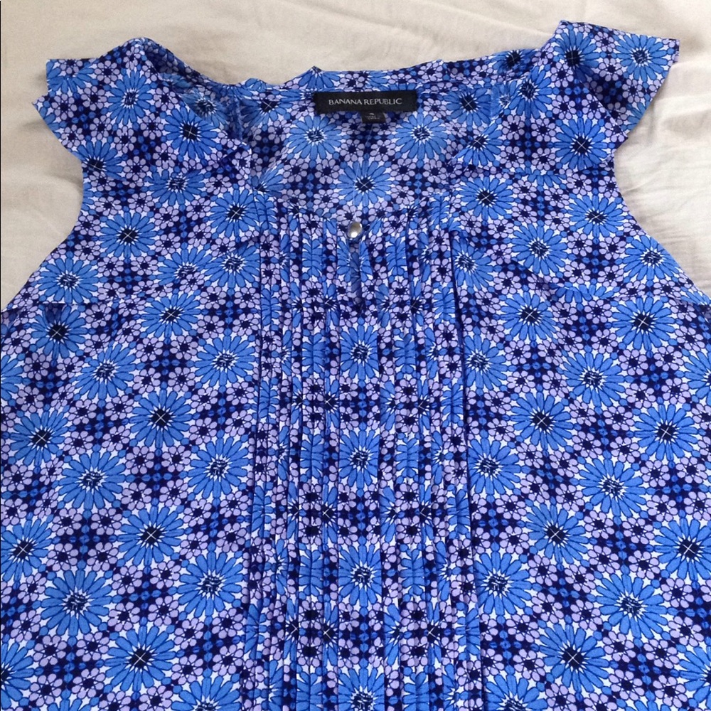 Banana Republic Floral Tank